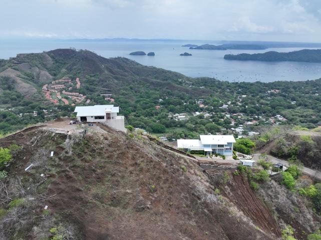 Hilltop property with an ocean view