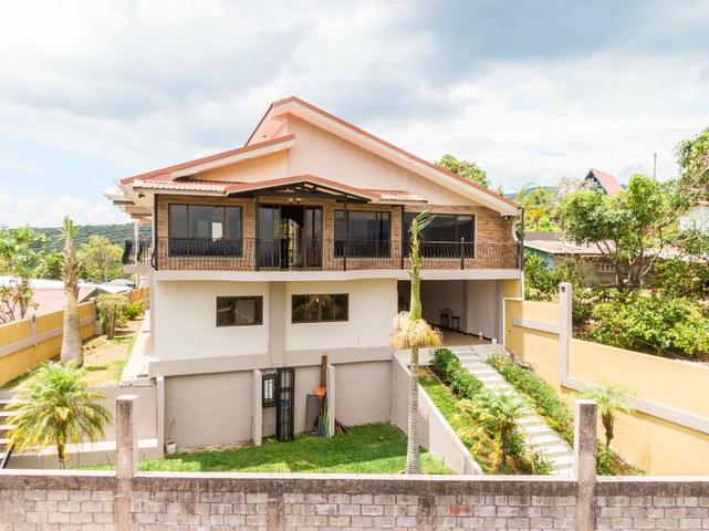 Multi-level residence