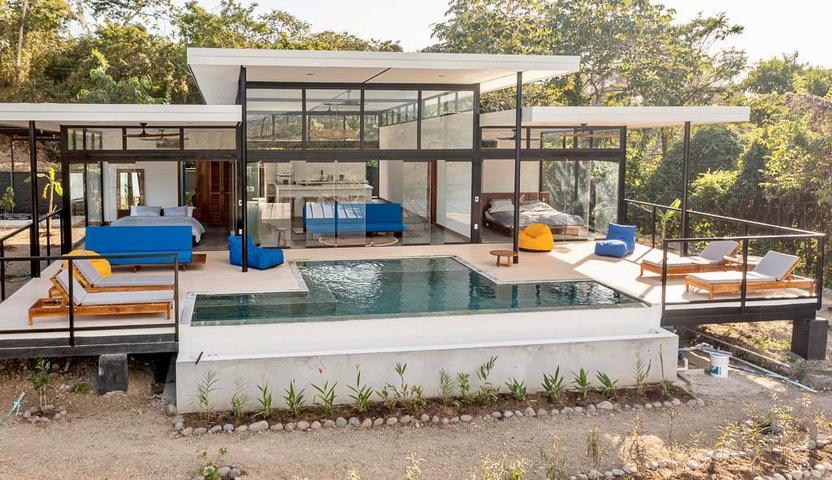 Modern villa and pool