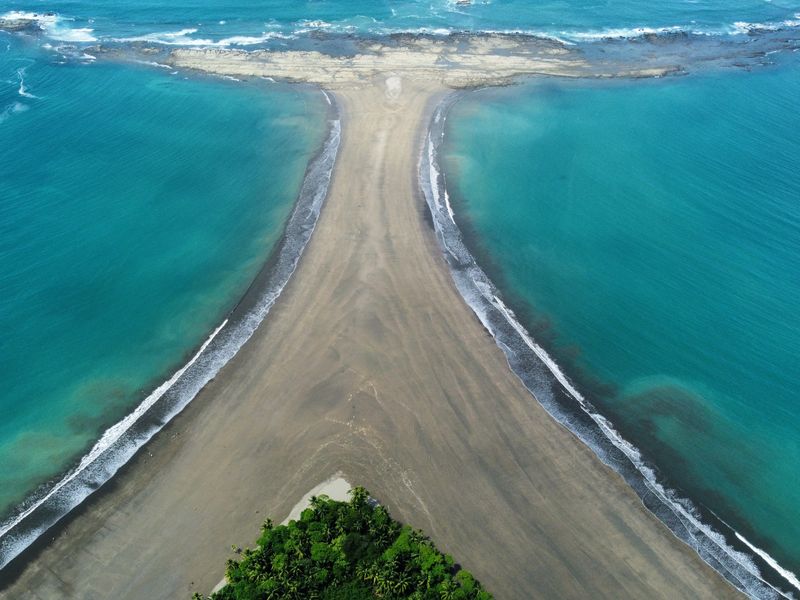 The Whale Tail sandbar at Uvita, seen from above